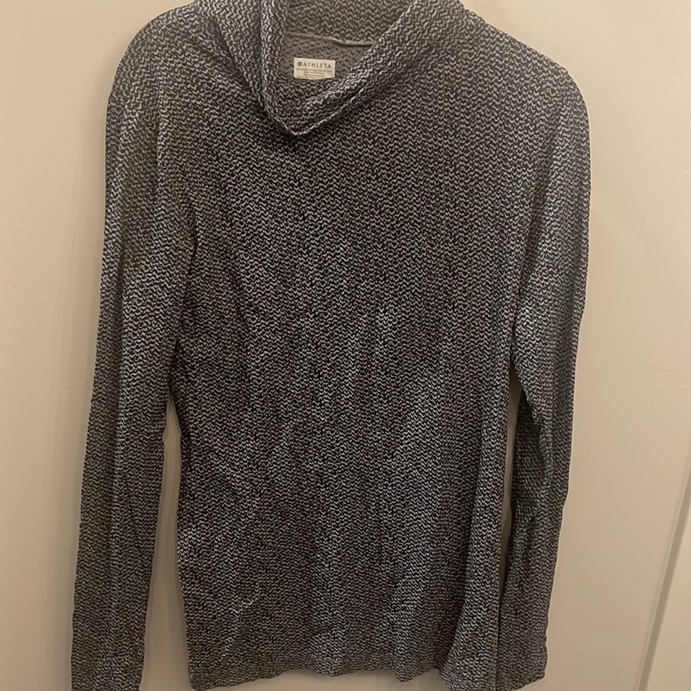 ATHLETA stretch Long Sleeve